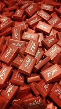 Milat Napoliten Sütlü Çikolata (Dökme) 500 Gr için ayrıntıları göster Milat Napoliten Sütlü Çikolata (Dökme) 500 Gr resmi