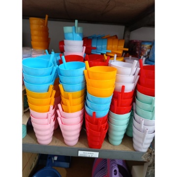 Renkli Pipetli Bardak 350 Ml için ayrıntıları göster Renkli Pipetli Bardak 350 Ml resmi