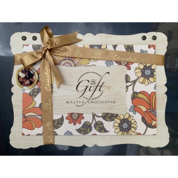 Milat Gift Hediyelik Çikolata Ahşap Kutu 240 Gr için ayrıntıları göster Milat Gift Hediyelik Çikolata Ahşap Kutu 240 Gr resmi